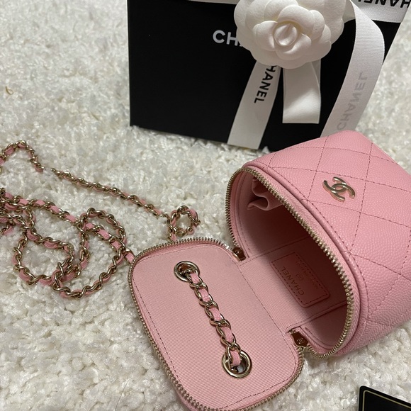 CHANEL Vanity on a Chain Pink Caviar ๐ - Picture 6 of 10